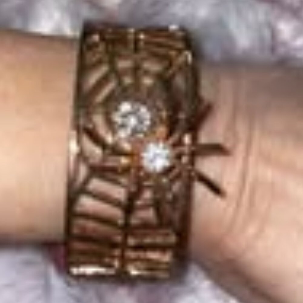 Gold clamper bracelet